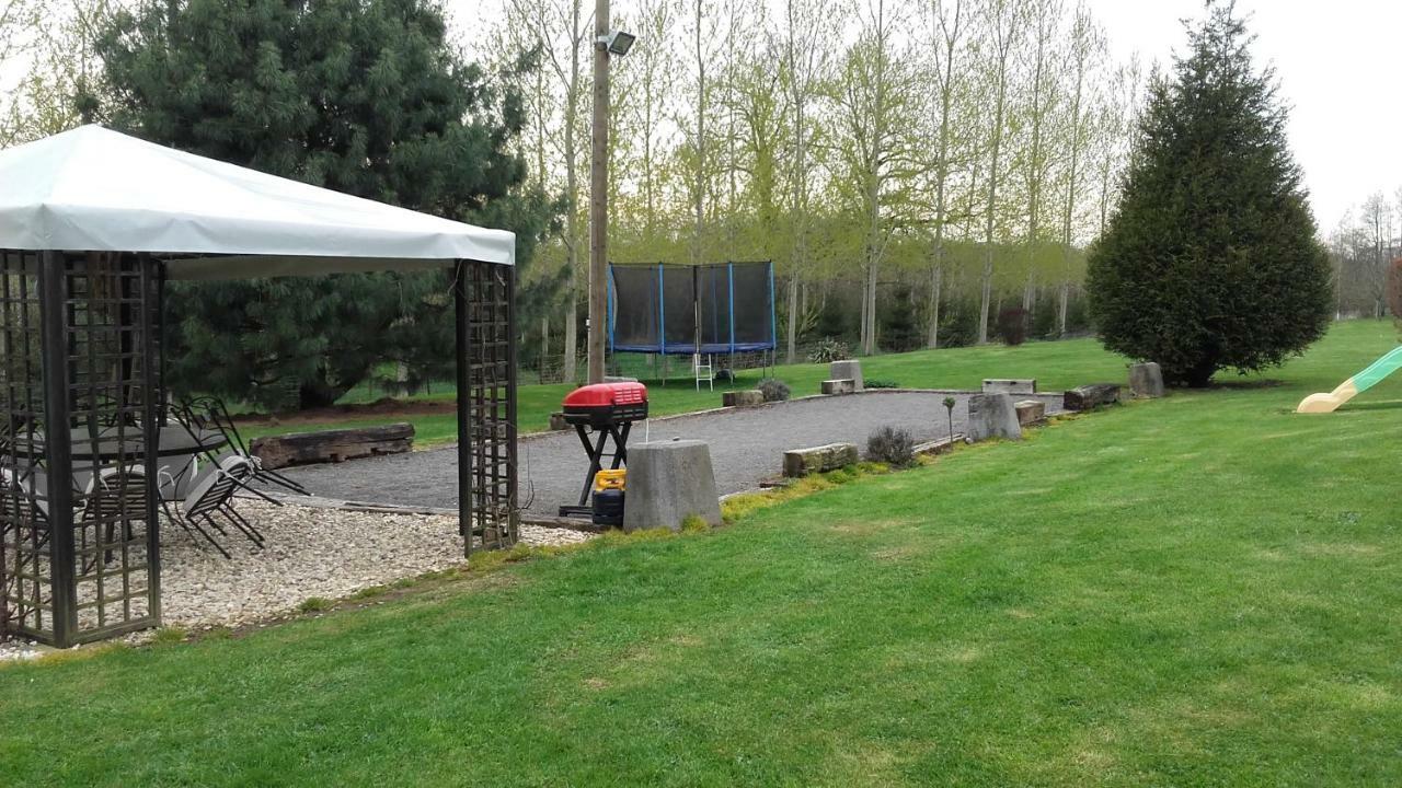 Gite Des Peupliers Girondelle Exterior foto